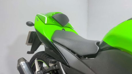 Kawasaki Ninja 2010 24K 33BHP 250CC SPORTS BIKE PROJECT SPARES OR REPAIR 11