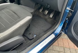 Dacia Logan STEPWAY COMFORT 1.0 TCE ESTATE 22