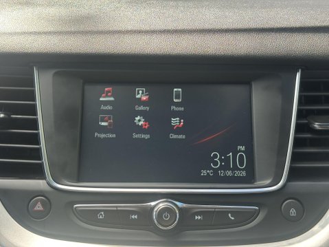 Vauxhall Grandland X 1.2 Turbo SE Premium Euro 6 (s/s) 5dr 27