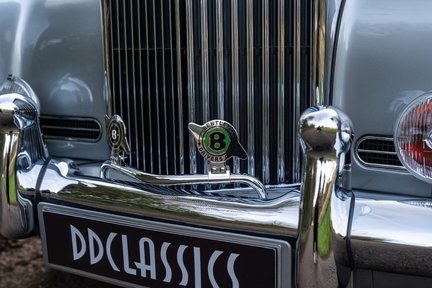 Bentley S2 Continental Drophead 11