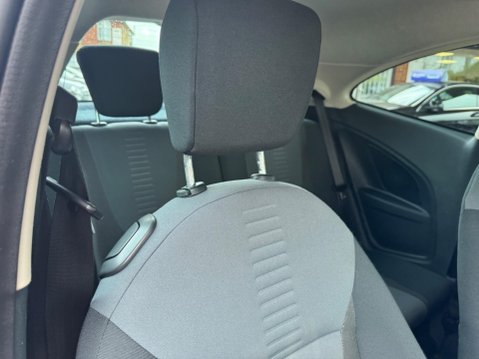 Ford Ka 1.2 Titanium Euro 6 (s/s) 3dr 23