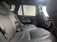 Land Rover Range Rover 3.0 Range Rover Vogue D MHEV Auto 4WD 5dr 46