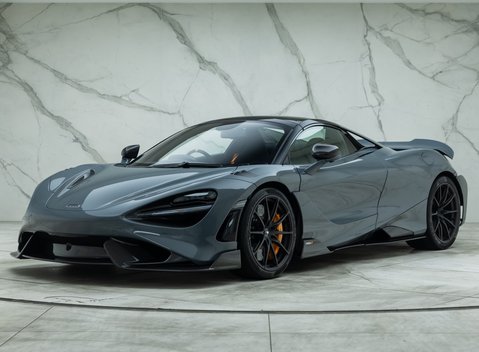 McLaren 765LT Spider 5