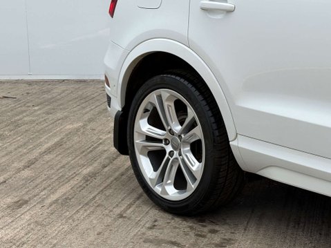 Audi Q3 2.0 Q3 S Line+ TDI Quattro Semi-Auto 4WD 5dr 40