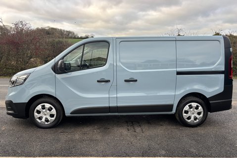 Renault Trafic SL28 Business Plus 130 ps dCi - Twin Side Loading Doors 7
