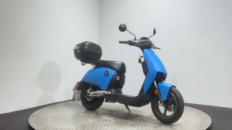 Vmoto Cux 4PS 2025 ONLY 239 MILES 50CC RIDE FROM 16 3