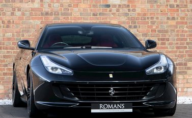 Ferrari GTC4 Lusso 1