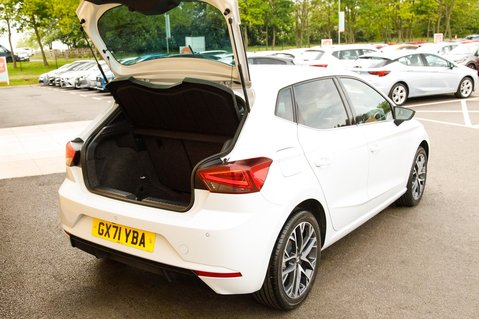 SEAT Ibiza TSI XCELLENCE LUX DSG 39