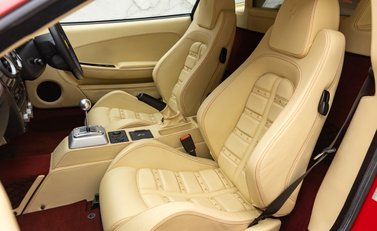 Ferrari F430 Coupe Manual 19