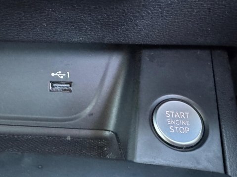 Audi A4 2.0 TDI 35 Technik S Tronic Euro 6 (s/s) 5dr 29