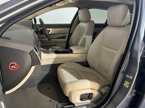 Jaguar XF D PREMIUM LUXURY SPORTBRAKE 17