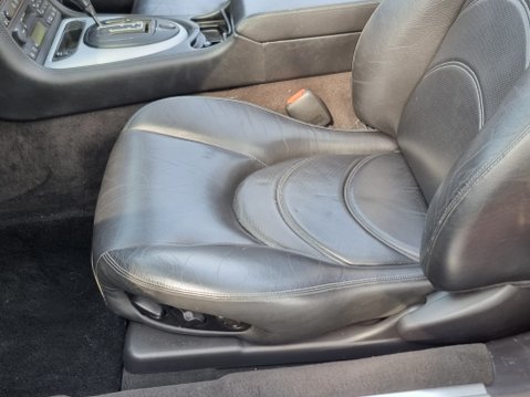 Jaguar XK8 CONVERTIBLE 24