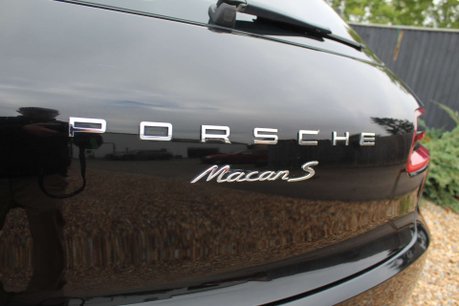 Porsche Macan 3.0 Macan S D Semi-Auto 4WD 5dr 18