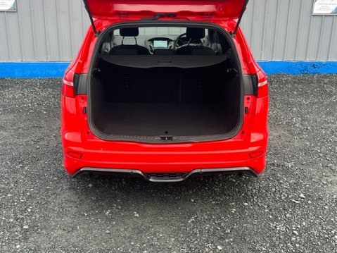 Ford Focus 1.0T EcoBoost ST-Line Euro 6 (s/s) 5dr 44