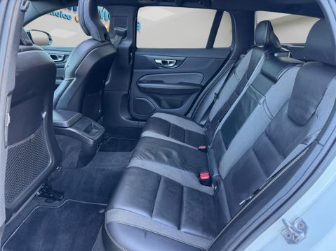 Volvo V60 2.0 D4 R-Design Euro 6 (s/s) 5dr 53