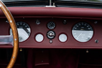 Jaguar XK 120 OTS 19