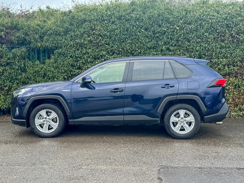 Toyota Rav 4 2.5 VVT-h GPF Icon SUV 5dr Petrol Hybrid CVT Euro 6 (s/s) (218 ps) 42
