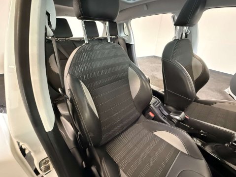 Peugeot 2008 1.2 2008 Allure Premium PureTech S/S 5dr 11