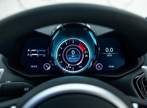 Aston Martin Vantage V8 19