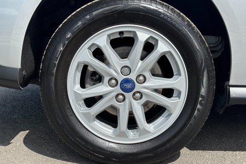 Ford Transit Connect 240 L2 120 ps Limited Panel Van 27