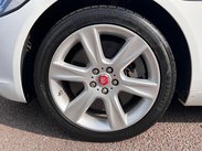 Jaguar XE 2.0i Portfolio Auto AWD Euro 6 (s/s) 4dr 52