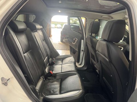 Land Rover Discovery Sport 2.0 Discovery Sport HSE SD4 Auto 4WD 5dr 35