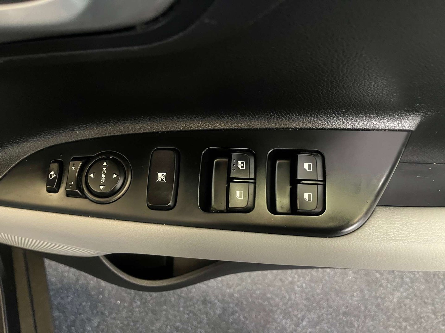 2018 Kia Stonic — image 9