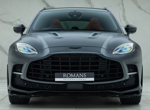 Aston Martin DBX 707 4