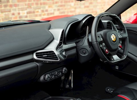 Ferrari 458 Italia 14