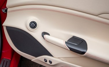 Ferrari 488 Spider 21