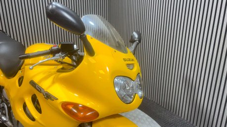Suzuki GSX 1999 ALL COMPLETE 39K SPARES OR REPAIR PROJECT 600CC 9