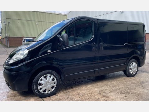 Renault Trafic 2.0 TD dCi SL27 Sport Panel Van 4dr Diesel Manual L1 H1 (214 g/km, 115 bhp) 18