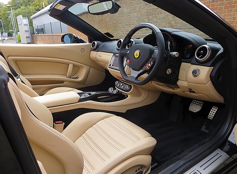 Ferrari California 11