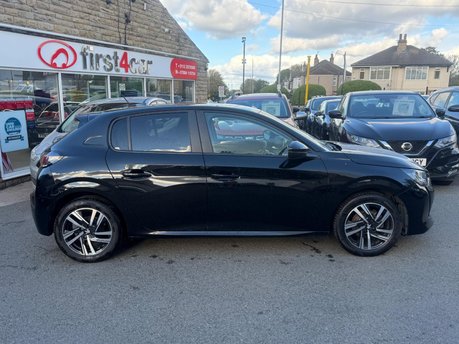 Peugeot 208 PURETECH ACTIVE PREMIUM PLUS S/S 9