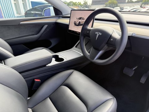 Tesla Model Y (Dual Motor) Long Range SUV 5dr Electric Auto 4WDE (384 bhp) 2