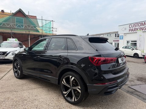 Audi Q3 TFSI S LINE EDITION 1 8