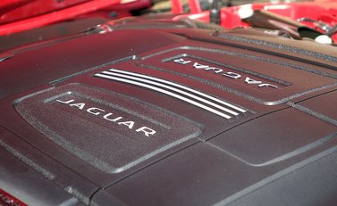 Jaguar F-Type V6 S Convertible 21