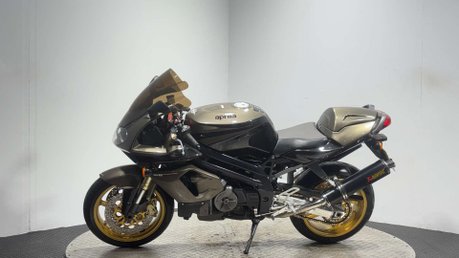 Aprilia SL1000 Falco 2004 ONLY 22K RUNS AND RIDES GREAT NEW MOT 1000CC V TWIN TOURER BIKE 4