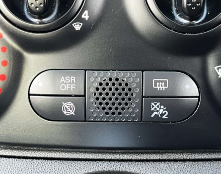 Fiat 500 1.0 500 Lounge MHEV 3dr 41