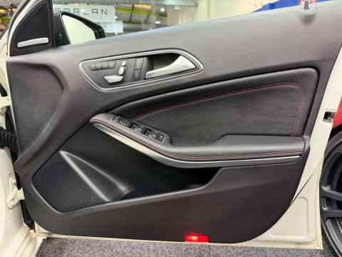 Mercedes-Benz A Class 2.0 A45 AMG (Premium) Hatchback 5dr Petrol SpdS DCT 4MATIC Euro 6 (s/s) (38 51