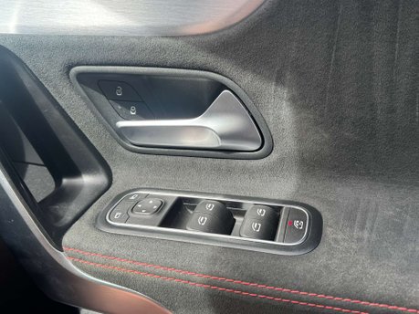 Mercedes-Benz A Class 2.0 AMG A 35 4Matic Auto 4WD 5dr 33