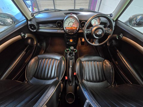 Mini Clubman 1.6 Cooper D Bond Street Euro 5 (s/s) 5dr 3