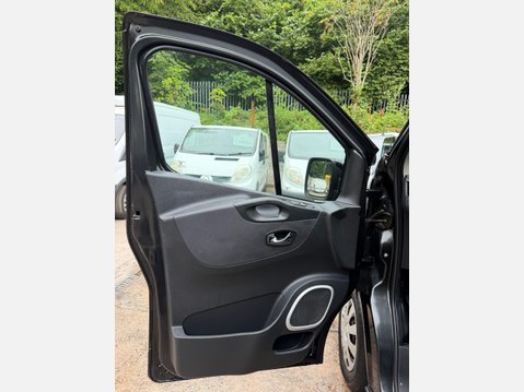 Vauxhall Vivaro 1.6 CDTi 2700 BiTurbo ecoFLEX Sportive Panel Van 5dr Diesel Manual L1 H1 Eu 33