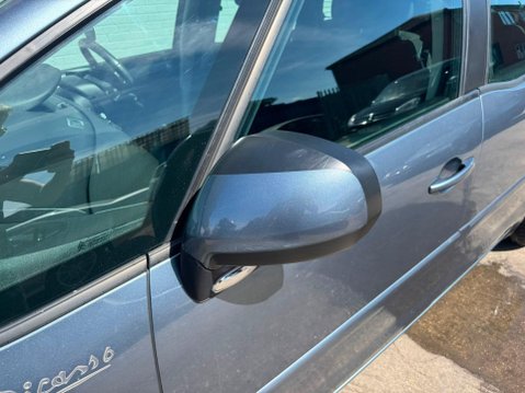 Citroen C4 Picasso 1.6 HDi VTR+ Euro 4 5dr 27