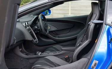 McLaren 570S Spider 17