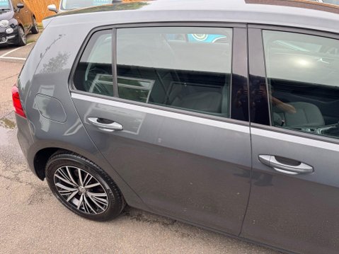 Volkswagen Golf SE NAVIGATION TSI BLUEMOTION TECHNOLOGY DSG 19