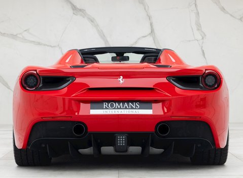 Ferrari 488 Spider 6
