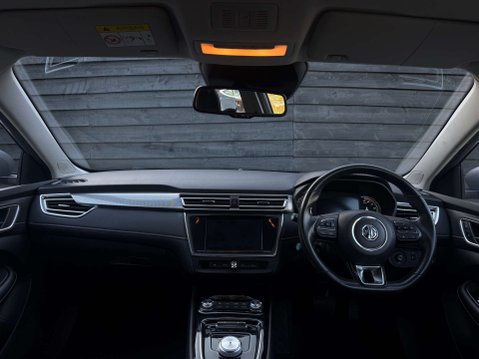 MG 5 MG5 Exclusive EV 5dr 26