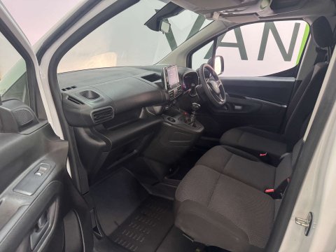 Vauxhall Combo 1.5 Combo 2300 Professional Turbo D S/S 18
