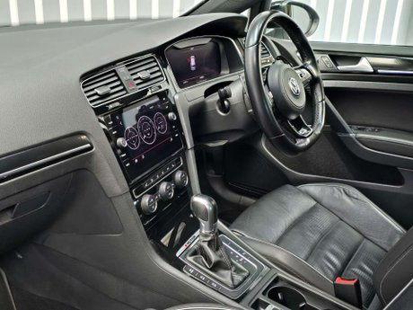 Volkswagen Golf 2.0 TSI BlueMotion Tech R Hatchback 5dr Petrol DSG 4Motion Euro 6 (s/s) (31 8